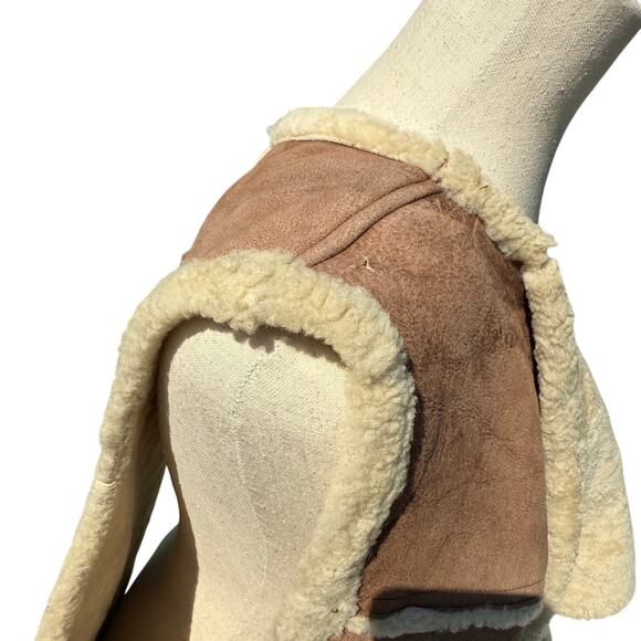 Vintage Handmade Suede Leather Sherpa-Lined Vest Snap Front Pockets - Picture 13 of 16